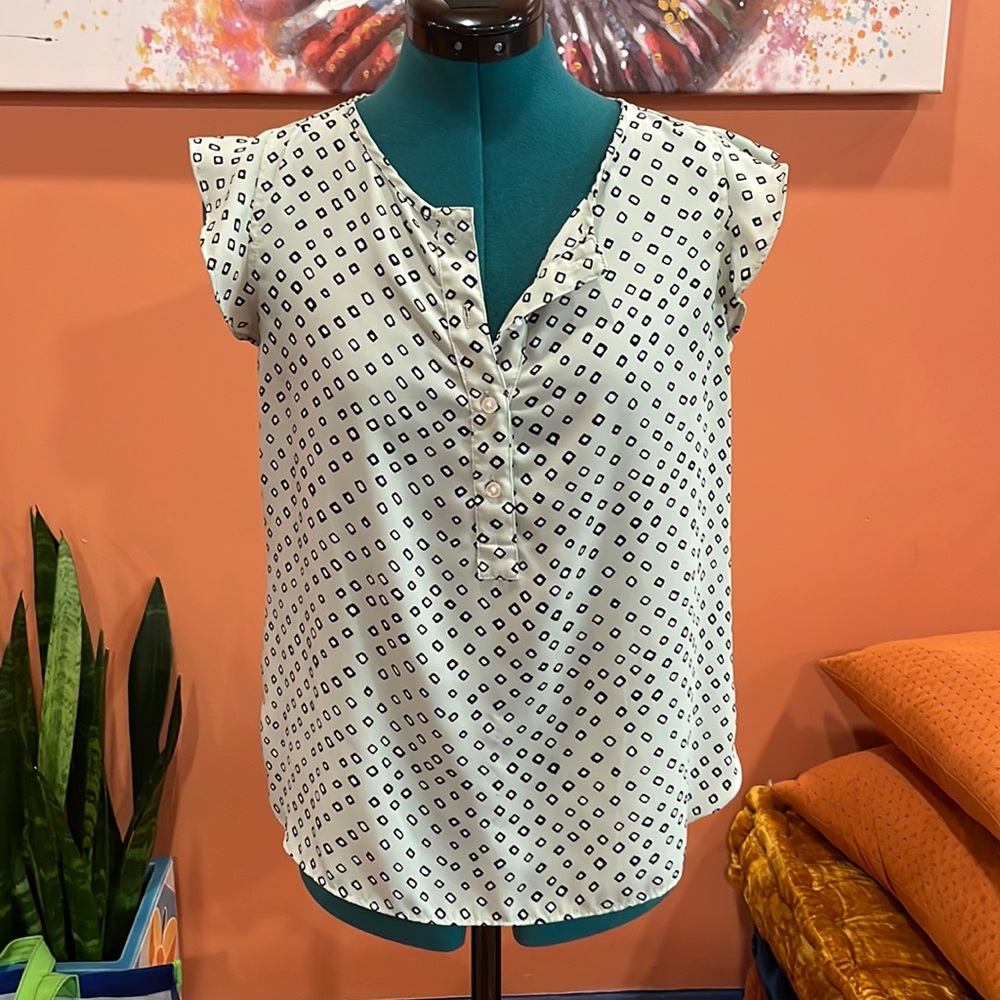 Green and Navy Loft Blouse. Flowy butterfly sleeves.